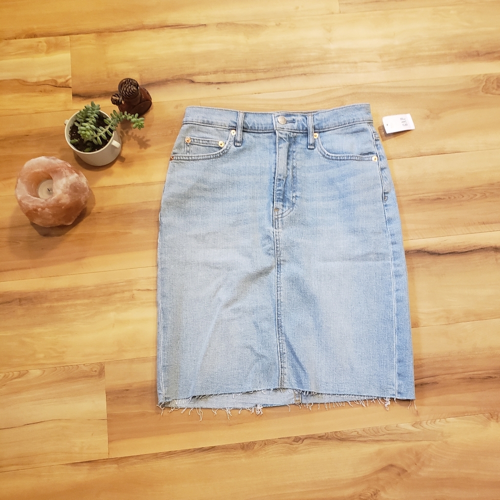 Gap Jean Skirt (NWT)